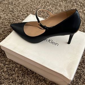 Calvin Klein Navy Heel